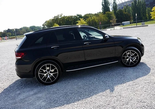 Mercedes-Benz GLC cena 215900 przebieg: 60870, rok produkcji 2021 z Małogoszcz małe 781